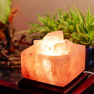 Lámpara de Sal del Himalaya, Cristal de Sal Iónica, Hecha a Mano, Diseño Moderno para Hoteles y Cocinas - Product Image 1