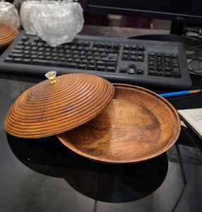 Bol de service en bois d'acacia de style moderne, récipient alimentaire durable avec un design arrondi pour le stockage de salades de fruits, bols décoratifs - Product Image 2