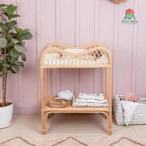 Cuna de ratán Nhat Minh con diseño tropical y acabado natural para bebés y niños de 0 a 3 años, con cambiador. - Product Image 5