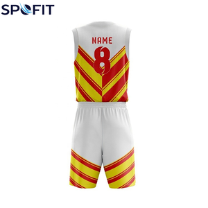 Tenue de basketball personnalisée, maillot et short en polyester respirant, uniforme d'équipe sublimé avec logo personnalisé - Product Image 4