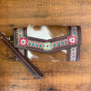 New Arrival Hand Tooled Carving Clutch Stylish Cowhide <b>Leather</b> Wristlet Wallet Multi Uses Western <b>Leather</b> Clutch for Women's - Product Image 2