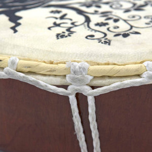 Tambor shamanico hecho a mano con piel natural de cabra, tambor redondo con marco para meditación, sanación, terapia de sonido y rituales espirituales. - Product Image 6