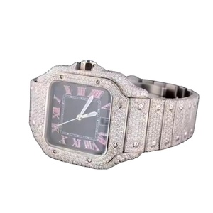 นาฬิกาควอตซ์หรูหราคลาสสิกสไตล์ฮิปฮอป ดีไซน์ใหม่ปี 2026 ประดับเพชรโมอิสซาไนต์ VVS สายสแตนเลส กระจกแซฟไฟร์ - Product Image 1