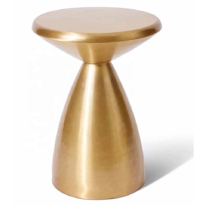 Dernier modèle de table d'appoint en aluminium fabriqué à la main, moderne, doré, traditionnel, pour chambre à coucher appartement, café, canapé, table, prix de gros - Product Image 1