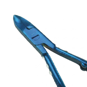 Coupe-ongles en métal bleu 12,5 mm à lame biseautée, pointe incurvée et tranchante, durable, pour usage adulte, style simple - Product Image 6