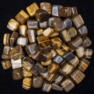 Pierre roulée polie Œil de tigre naturel jaune, forme irrégulière arrondie 18-25mm, qualité naturelle pour la décoration intérieure et l'artisanat Feng Shui - Product Image 5