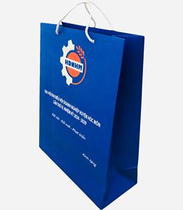 Luxury <b>Ivory</b> Paper <b>Bag</b> High-Class Gift Convenient Strap UV-Preserved Packaging for Consumer Recycled Materials - Product Image 1