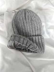 Bonnet d'hiver tricoté personnalisé avec intérieur doublé en satin, bord côtelé chaud, doux et extensible, casquette unisexe pour l'extérieur par temps froid - Product Image 4
