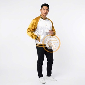 อัลฟ่าที่ปรับแต่งได้ |   เสื้อแจ็คเก็ตวาร์ซิตี้ปักลายผ้าซาตินแบบควิลท์สำหรับฤดูหนาว/ฤดูใบไม้ร่วง คุณภาพสูง ระบายอากาศได้ดี สำหรับผู้ชาย ยี่ห้อกรีกฟี ขายส่ง - Product Image 2