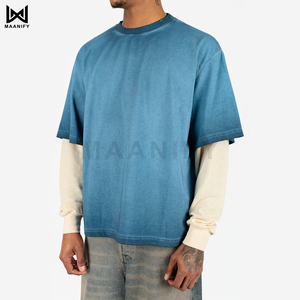 เสื้อยืดโอเวอร์ไซส์สีกรมท่าขายดีสำหรับผู้ชาย ทรงดรอปโชว์เดอร์ สตรีทแวร์ แขนเสื้อแบบเลเยอร์ ซันดรายวอช ที คัสตอมโลโก้ แบรนด์ MAANIFY - Product Image 1