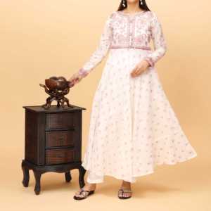 Traje de jacquard adornado de 2 piezas para mujer PS4383 Pantalones elegantes con diseño intrincado - Product Image 3