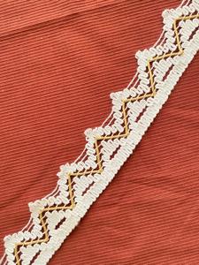 Ruban en dentelle crochetée 100 % polyester de luxe en gros, garniture personnalisée en tissu maillé de haute qualité, motif floral soluble dans l'eau, 2,5 cm - Product Image 4