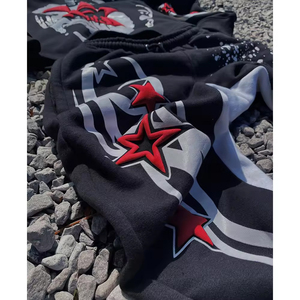 ชุดวอร์มสตรีทแวร์ผู้ชาย ผ้าฟลีซระบายอากาศ เสื้อฮู้ดมีลายพิมพ์ตัวอักษร แขนยาว มีเชือกผูกด้านข้าง - Product Image 2