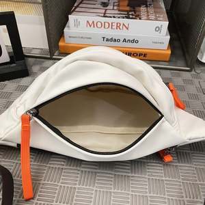 Bolso Bandolera Pequeño Impermeable para Hombre y Bolso de Cintura para Mujer, Bolso Deportivo Casual de un Solo Hombro para Viajes - Product Image 3