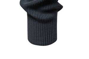 Pull à col rond en tricot gaufré pour homme – Design élégant en tricot gaufré, parfait pour la superposition, confortable et idéal pour les tenues décontractées - Product Image 6