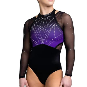Ensemble d'uniformes de cheerleading personnalisés pour filles – Tenue de performance streetwear haut de gamme pour la danse, les événements et les équipes de cheerleading scolaires - Product Image 3