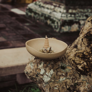 PREMIUM <b>OUD</b> <b>INCENSE</b> CONES WITH LONG LASTING FRAGRANCE - Product Image 6