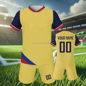 Ensemble d'uniformes de football à manches courtes en polyester 100% fait à la main vêtements de sport pour hommes et femmes avec maillots de l'équipe de France et de joueurs - Product Image 3