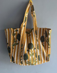 Sac fourre-tout en coton rayé bohème avec broderie florale, grande capacité, sac à bandoulière décontracté pour femme, usage quotidien, cadeau pour elle - Product Image 1