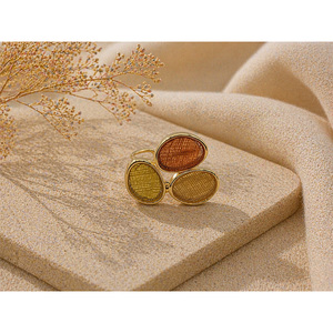 [Orbis] DANA Élégance et Modestie à la Coréenne : Anneau de Foulard Artisanal avec Ramie Hansan et Cadre en Laiton pour un Style Coréen Raffiné - Product Image 6