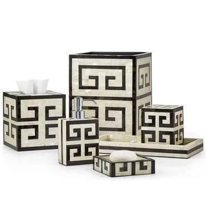 La polyvalence esthétique convient aux maisons traditionnelles et modernes, un ensemble métallique cohésif améliore la symétrie visuelle. - Product Image 3