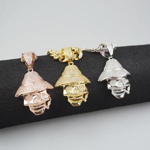 Collier Hip Hop. Pendentif Crâne des Pirates des Caraïbes. Accessoires de rue hip-hop hipster micro-incrustés de moissanite - Product Image 4