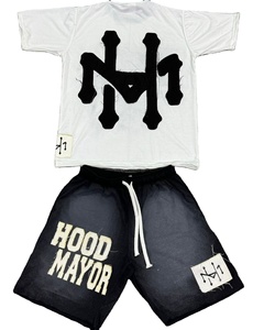 ชุดเซ็ตเสื้อยืดครอปพิมพ์ลายสกรีนและกางเกงขาสั้นสไตล์สตรีทแวร์แบบสั่งทำพิเศษสำหรับฤดูร้อน ลวดลายฟอกสี ชุดสองชิ้นสำหรับผู้ชาย - Product Image 1