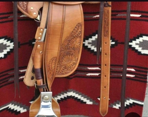 Selle en cuir occidentale très demandée, travail artisanal exquis, équipement d'équitation professionnel complet, qualité export premium, équipement équestre. - Product Image 3