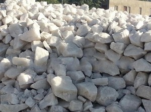 Morceaux de quartz de qualité supérieure 99,4 % SiO2 |   Silice de haute pureté pour verre, ferro-silicium |   Quartz d'origine indienne de qualité supérieure Rajasthan | - Product Image 2