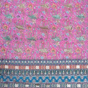 ผ้าเครปสีชมพูออร์คิดลายดอกไม้แบบอาหรับพิมพ์ลายเส้นสายพันธุ์ไม้ประดับสำหรับชุดกะฟตันตะวันออกกลาง สหราชอาณาจักร - Product Image 6