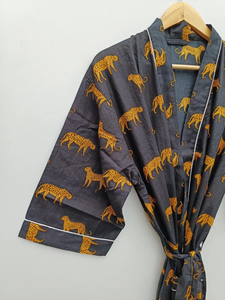 Bata Kimono de Algodón Suave con Estampado de Dibujos Animados para Mujer, Camisón de Verano Hecho a Mano ODM con Cuello en V y Cintura Elástica de Longitud Completa - Product Image 2