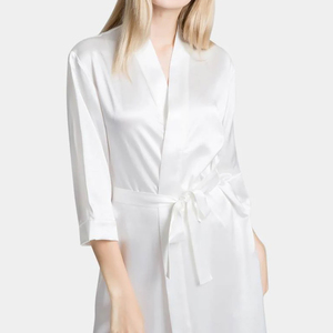 Robe Kimono de Barbier/Coiffeur Personnalisable avec Logo Client pour Salon de Beauté, Coiffure et SPA – Modèle Premium - Product Image 4