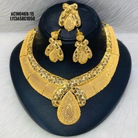 Nouveau design – Ensemble collier et pendentif chaîne fleur plaqué or pour femme – Bijoux fantaisie en laiton