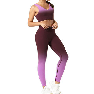Ensemble de yoga taille haute : Leggings ajustés et soutien-gorge de sport assorti – Confort et extensibilité pour la gym et le yoga - Product Image 1
