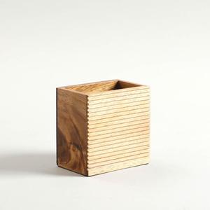 Ensemble de salle de bain en bois Curio Craft, 8 pièces, distributeur de savon, porte-brosse à dents, plateau, design minimaliste rectangulaire, facile à nettoyer - Product Image 3
