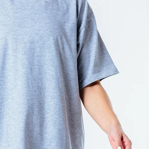 ชุดลำลองสบายๆ สำหรับฤดูร้อนปี 2026 เสื้อยืดคอกลมแขนสั้นสีพื้น + กางเกงขาสั้น ชุดเซ็ต 2 ชิ้นสำหรับผู้หญิง - Product Image 5