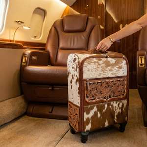 Bolso de Mano de Cuero Genuino 100% Hecho a Mano, Diseño Clásico, Simple y Ligero, con Grabados Florales y Pelo de Animales - Product Image 4