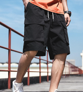 Shorts cargo vert olive pour homme, taille mi-haute, cordon élastique, style bermuda décontracté avec poches, tissu en toile 100% coton - Product Image 5