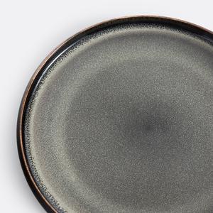 Assiette à dîner en céramique gris anthracite, glaçure à pois subtils, silhouette ronde moderne, durable, résistante aux rayures, design empilable - Product Image 2