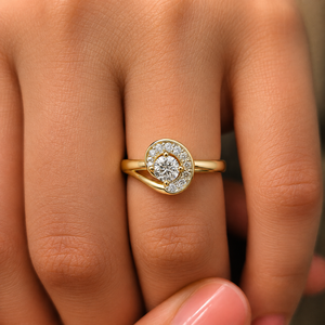 Bague de fiançailles solitaire en or massif 14K 18K avec diamant de laboratoire taille brillant rond DEF VVS, sertie pavé, à spirale, fabricant - Product Image 2