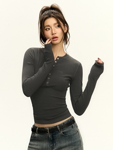 T-shirt blanc slim à col Henry pour femme, en tissu côtelé élastique, décontracté, pour l'automne, haut ajusté, sous-vêtement de base - Product Image 3