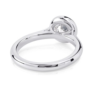 Bague de fiançailles solitaire en or blanc avec diamant de laboratoire taille brillant rond de 3,30 carats serti clos, bijoux fins pour mariage - Product Image 3