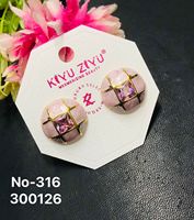 Anting-anting Stud Perhiasan Fashion Alloy Trendy Imitasi Mutiara Berlian Amerika Desain Geometris Lapisan Emas untuk Wanita - Pernikahan