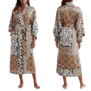 ชุดคลุมไหมผู้หญิงลดราคาพิเศษ ชุดนอนหรูหรา ชุดคลุมอาบน้ำผ้าซาตินไหมสำหรับผู้หญิง ชุดลำลองใส่บ้าน ใช้ในโรงแรม สปา รับสกรีนโลโก้ - Product Image 1