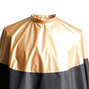 Cape de Coiffure Professionnelle Noire et Or en Polyester Résistante à l'Eau, Cape de Barbier Réutilisable avec Fermeture à Boutons Ajustable pour Salon de Coiffure - Product Image 2