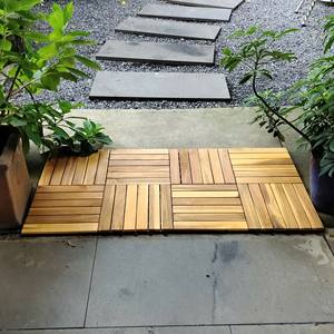 Dalles de terrasse extérieures emboîtables de haute qualité / Revêtement de sol en bois, taille 300 x 300 mm, décor balcon, jardin, allée, terrasse, patio. - Product Image 2