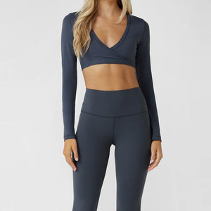 Camiseta Deportiva de Manga Larga con Cuello en V para Mujer, Diseño Crop Top, Ajuste Musculoso, Spandex/Nylon, Alta Elasticidad, Precio Bajo - Product Image 4