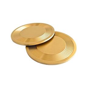 Posavasos Redondos de Metal con Acabado Dorado, Elegantes y Modernos, Protectores de Mesa y Almohadillas para Tazas de Té - Product Image 1