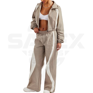 Chaquetas cortavientos unisex personalizadas de poliéster y nailon, conjuntos de 2 piezas, chándales con impresión por transferencia de calor para adultos, para hombre - Product Image 1