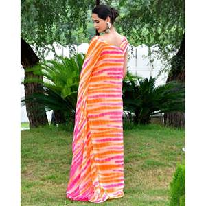 Vestido Kaftán Bohemio Largo con Rayas Naranjas Shibori, Cuello Asimétrico, Silueta Holgada, Talla XS, Transpirable para Ocio - Product Image 3